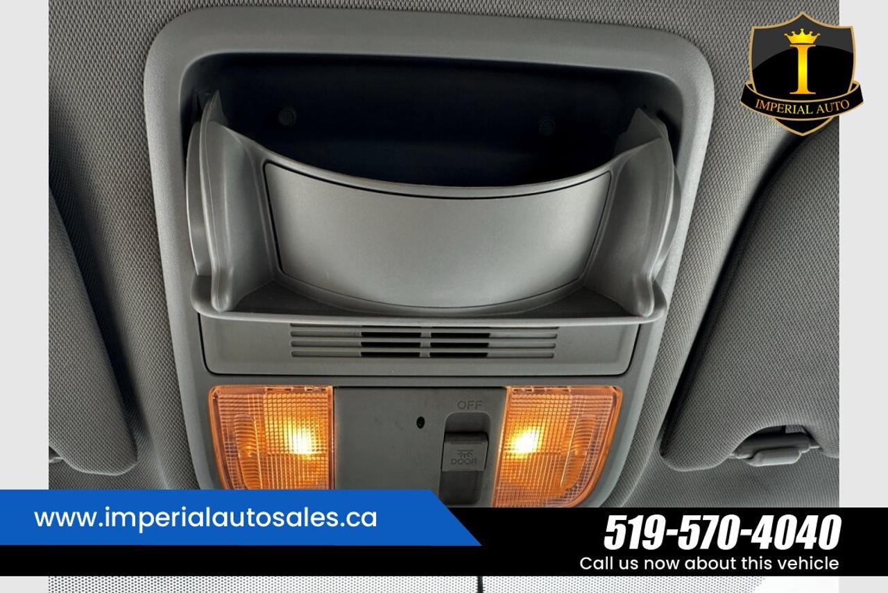 2016 Honda Odyssey SE Photo
