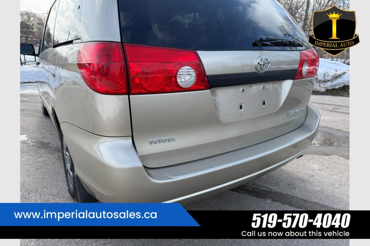 2009 Toyota Sienna CE= "AS IS" SPECIAL Photo