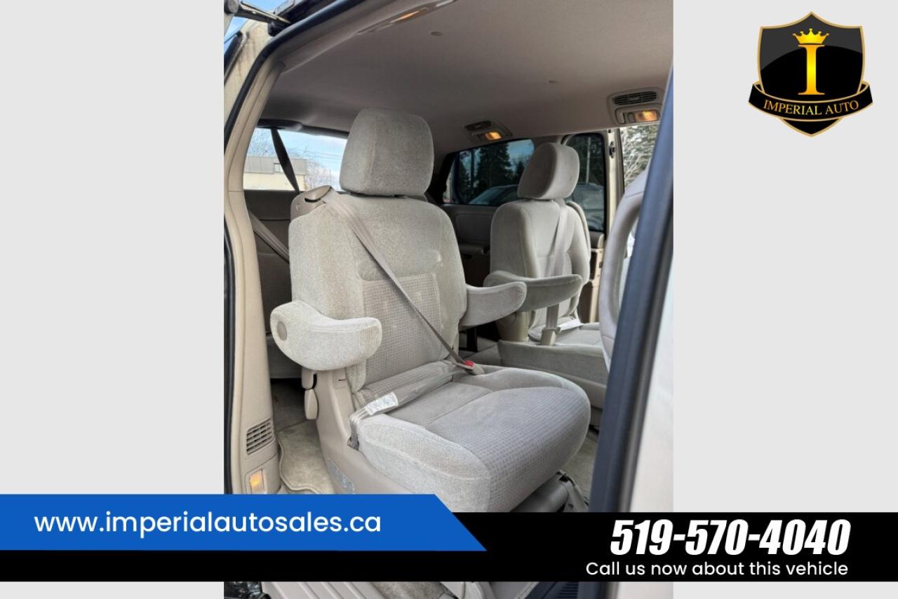 2009 Toyota Sienna CE= "AS IS" SPECIAL Photo