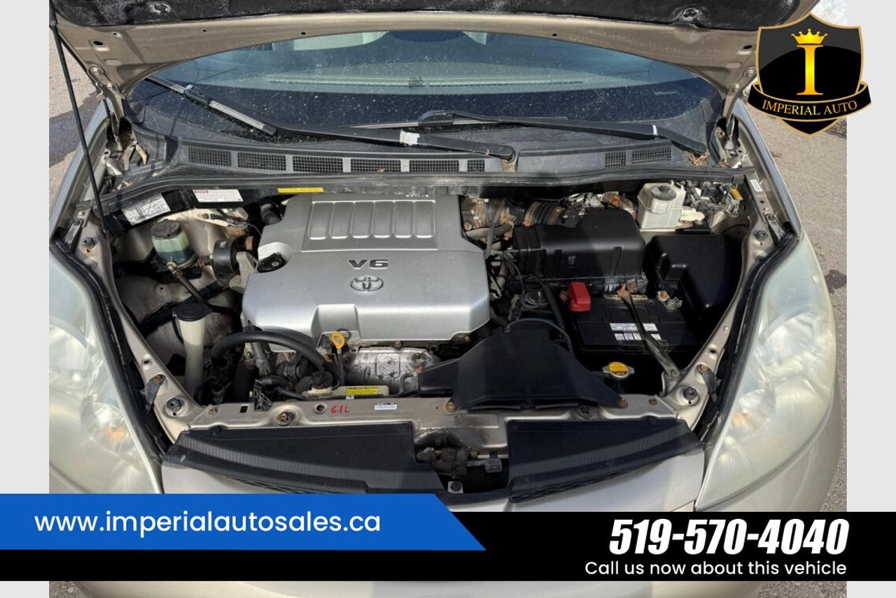 2009 Toyota Sienna CE= "AS IS" SPECIAL Photo