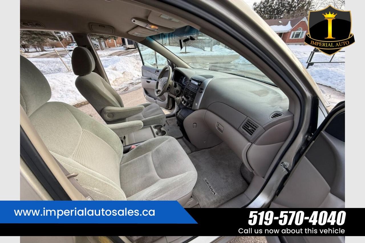 2009 Toyota Sienna CE= "AS IS" SPECIAL Photo