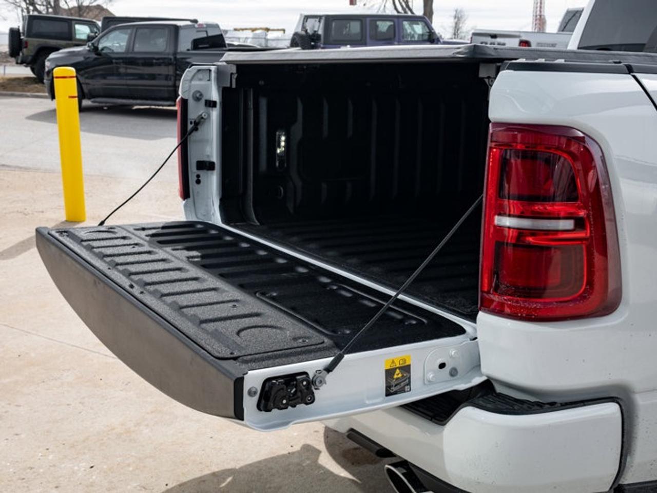 2026 RAM 1500 Tungsten Photo