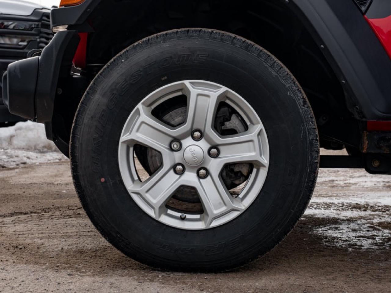 2022 Jeep Wrangler Sport S Photo