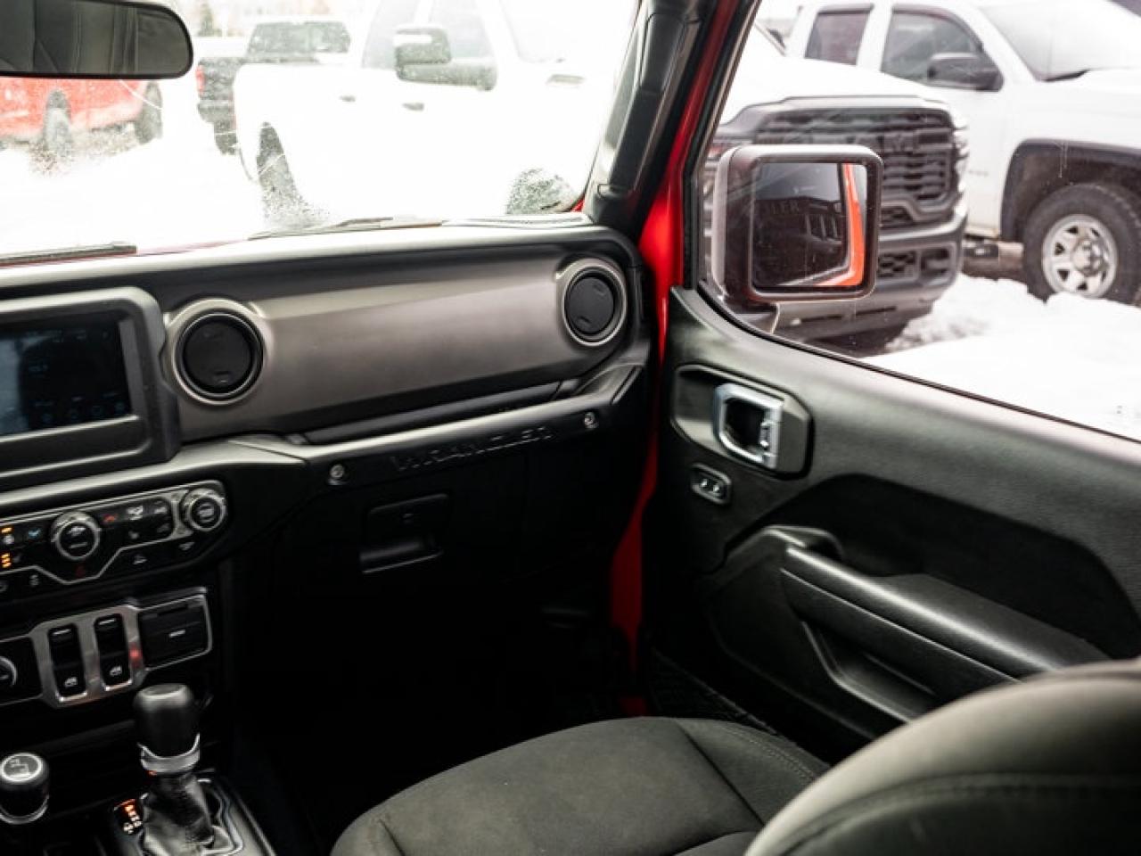 2022 Jeep Wrangler Sport S Photo