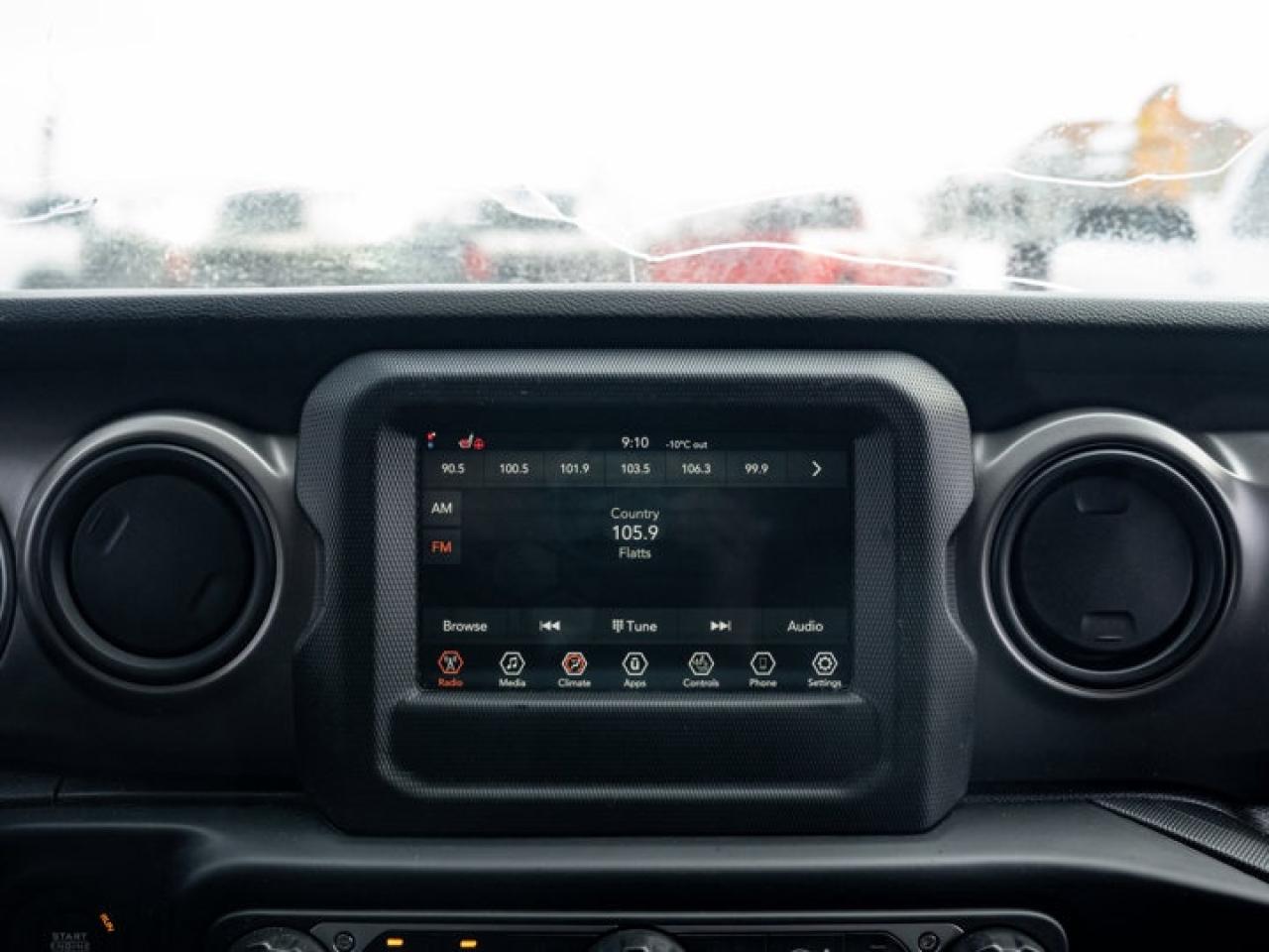 2022 Jeep Wrangler Sport S Photo