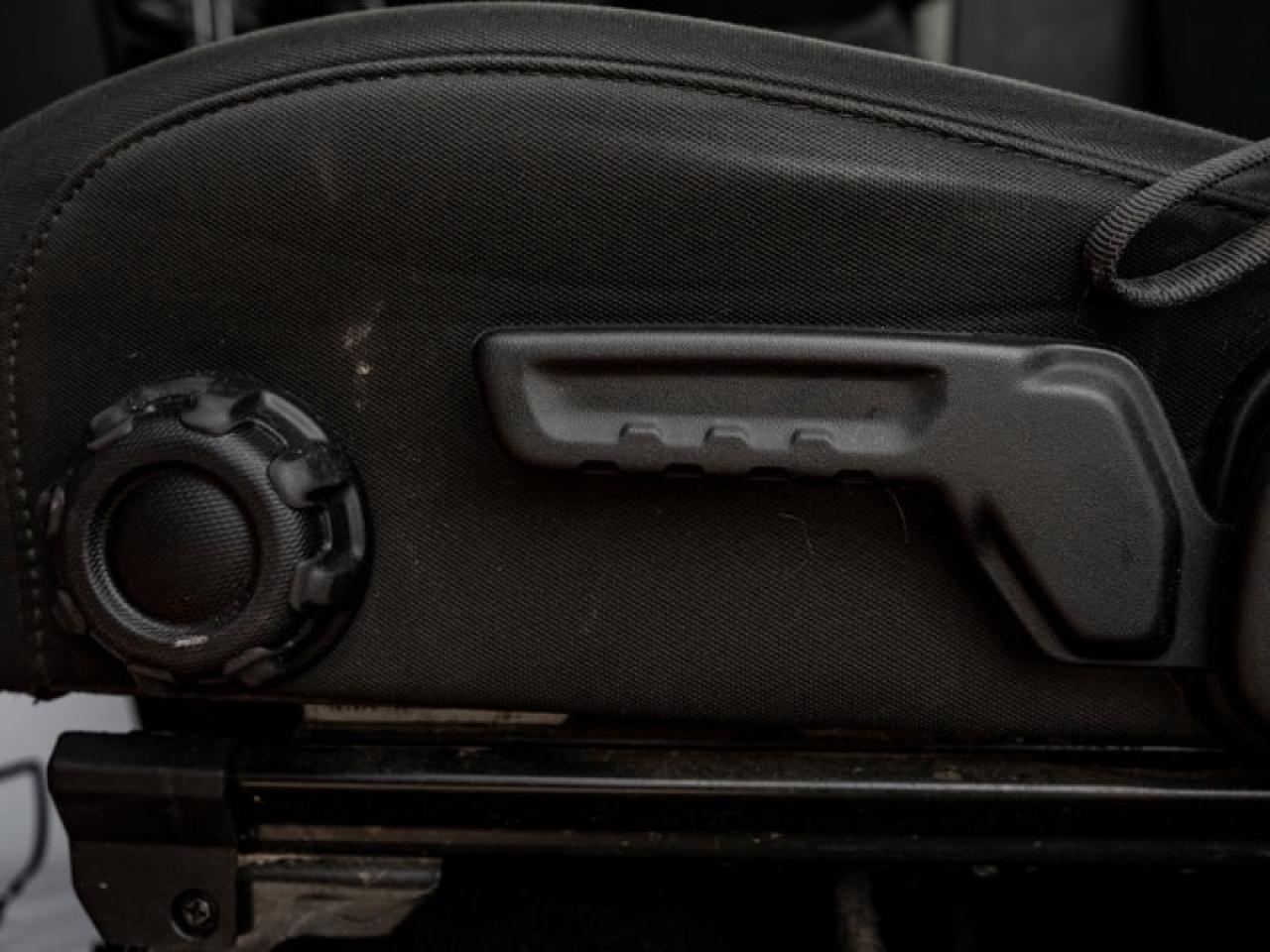 2022 Jeep Wrangler Sport S Photo