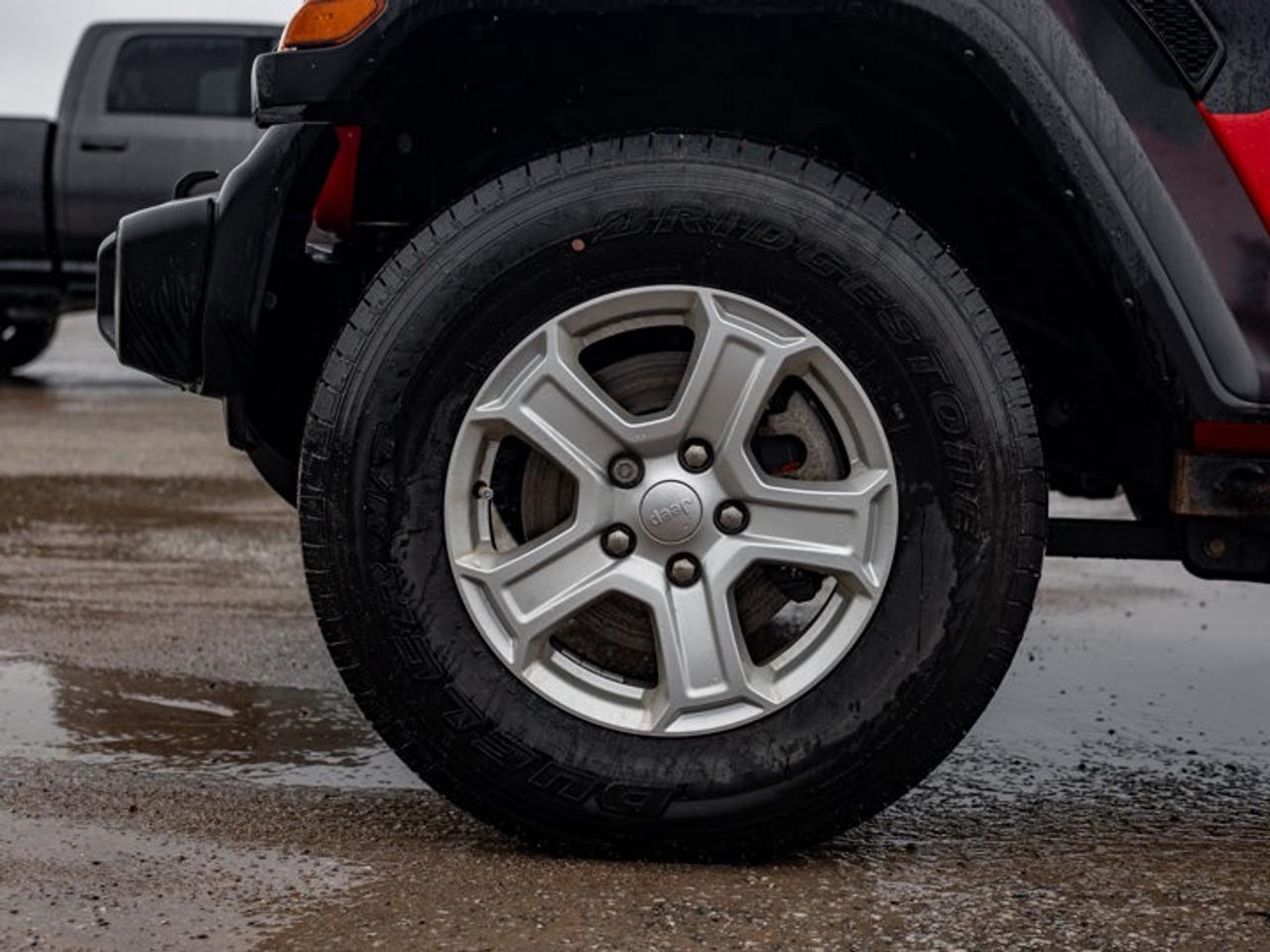 2022 Jeep Wrangler Sport S Photo