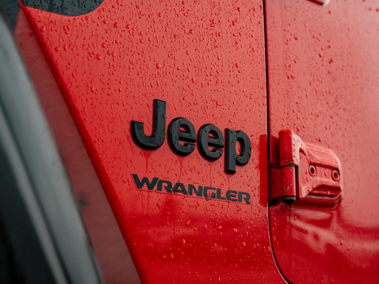 2022 Jeep Wrangler Sport S Photo