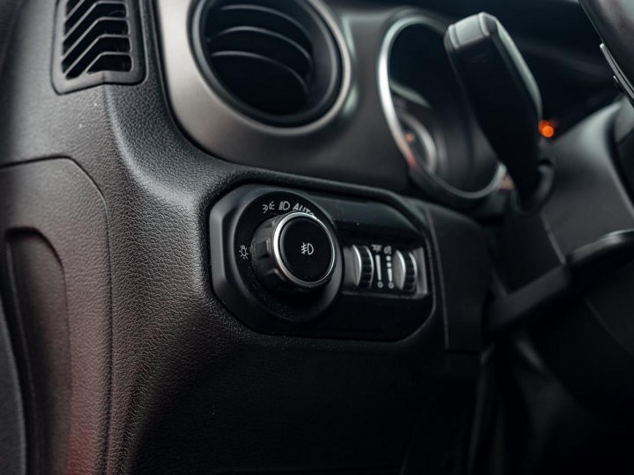 2022 Jeep Wrangler Sport S Photo