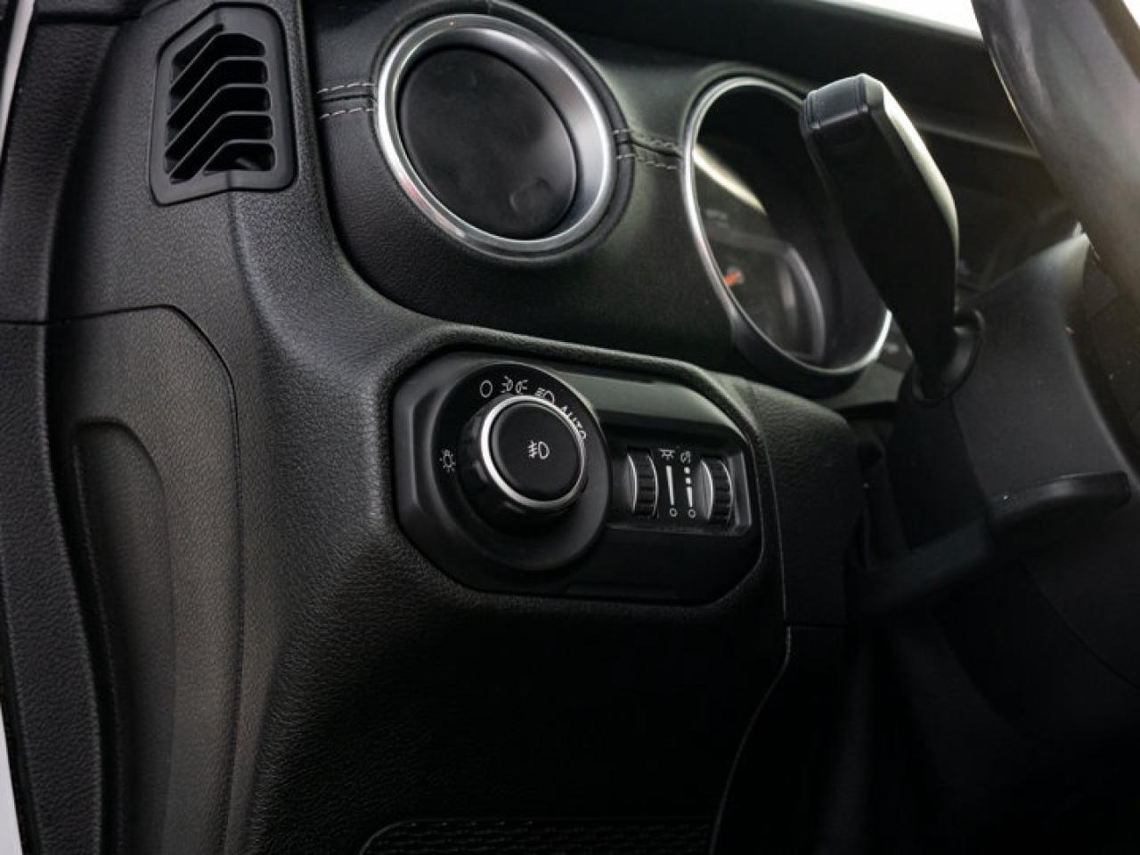 2019 Jeep Wrangler Unlimited Sahara Photo