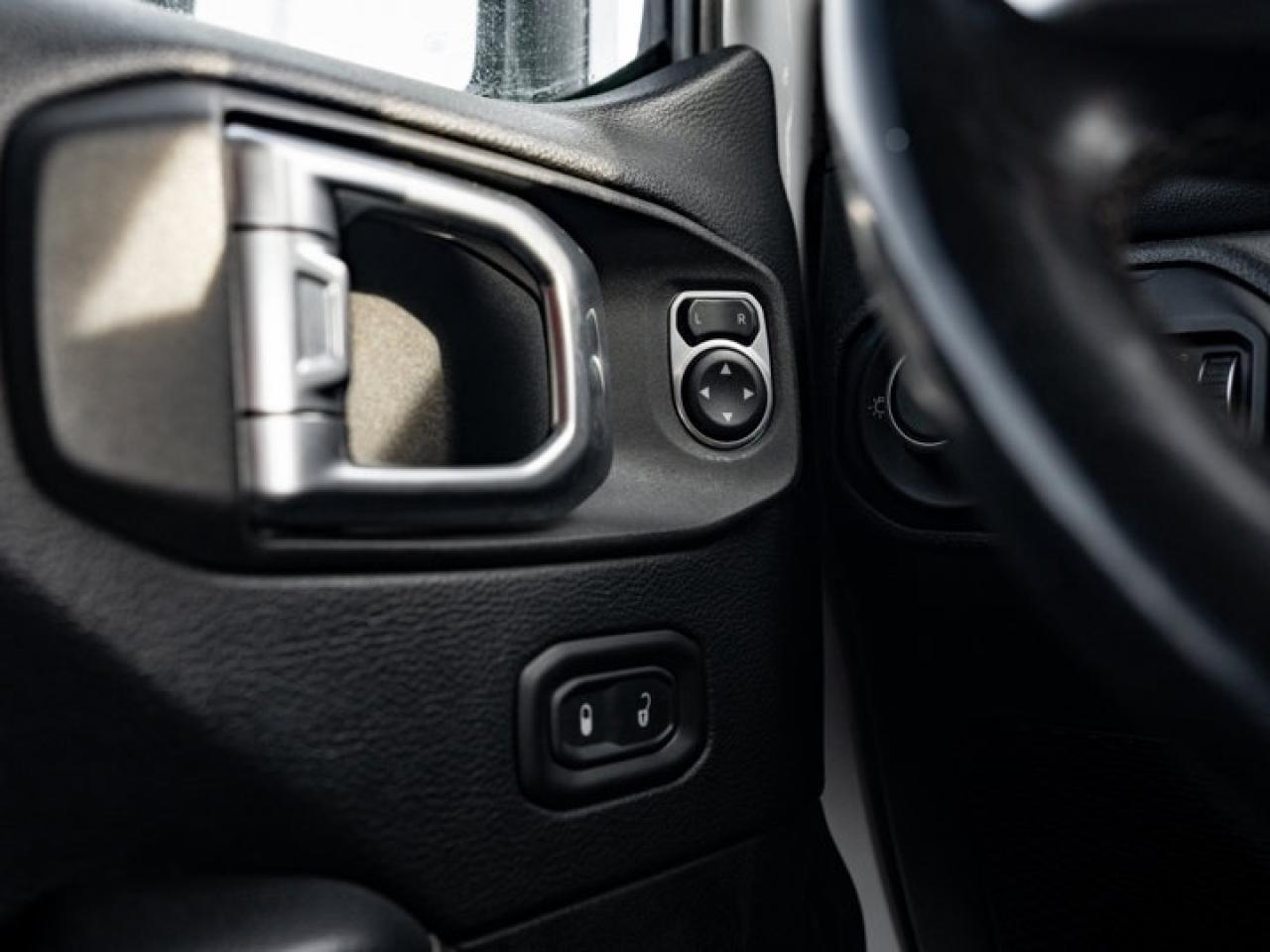 2019 Jeep Wrangler Unlimited Sahara Photo