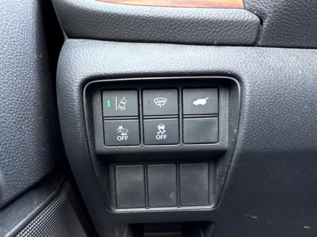 2021 Honda CR-V EX-L  - Sunroof -  Leather Seats Photo