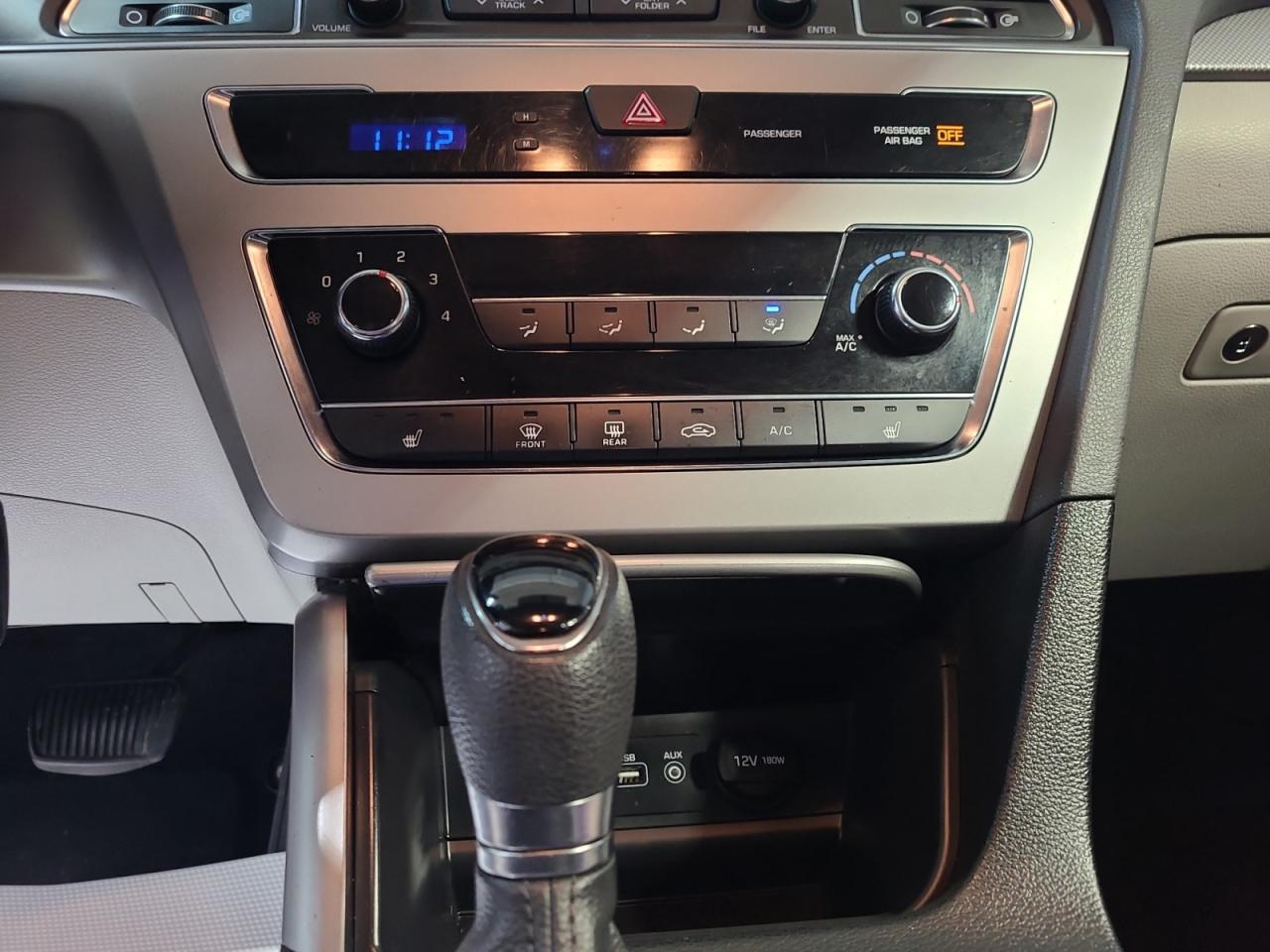 2015 Hyundai Sonata 2.4L GL - Photo #15