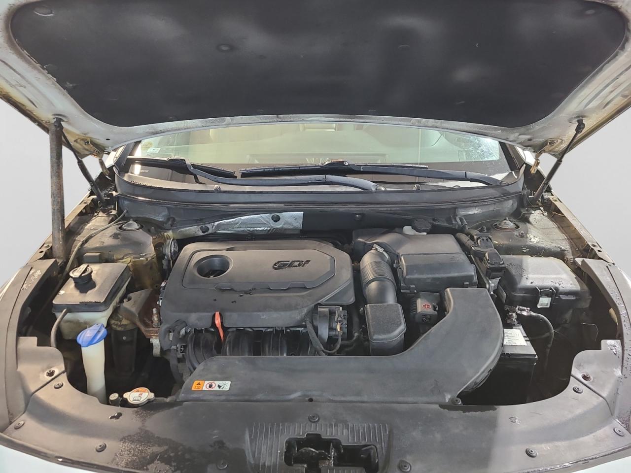 2015 Hyundai Sonata 2.4L GL - Photo #19