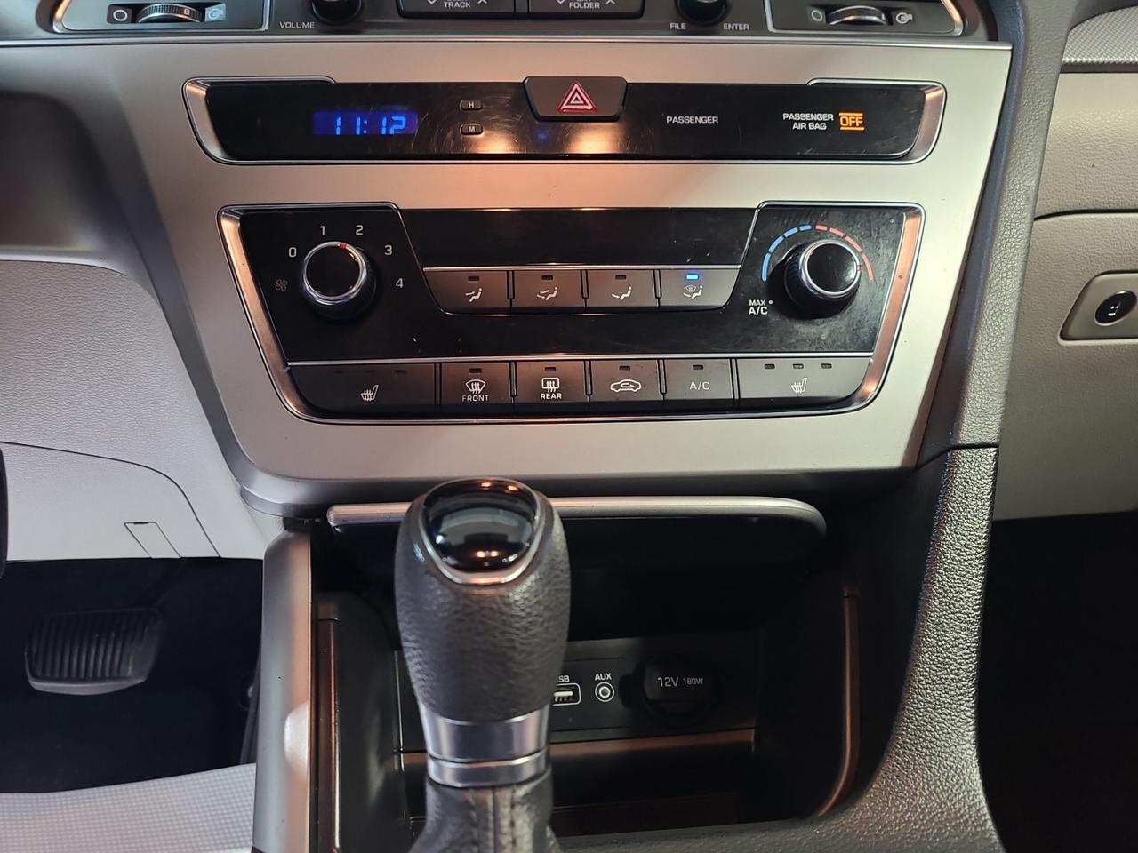 2015 Hyundai Sonata 2.4L GL - Photo #15