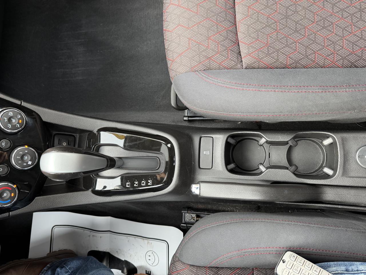 2017 Chevrolet Sonic LT - LOW KM, AUTO, SUNROOF, HEATED SEATS, B/U CAM! Photo