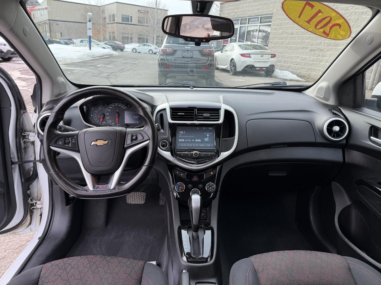 2017 Chevrolet Sonic LT - LOW KM, AUTO, SUNROOF, HEATED SEATS, B/U CAM! Photo