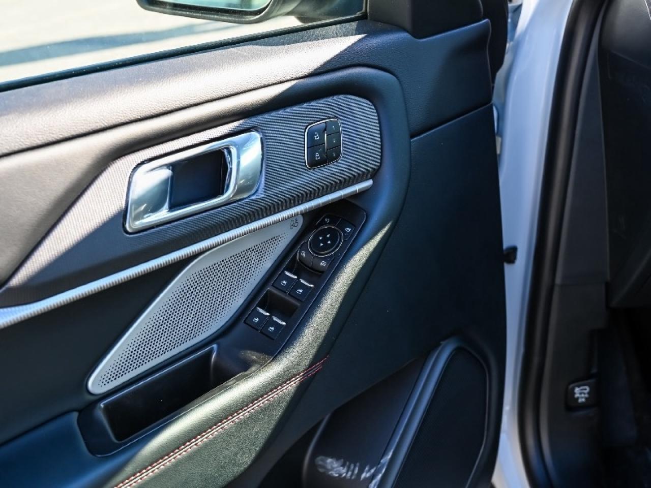 2025 Ford Explorer ST Photo