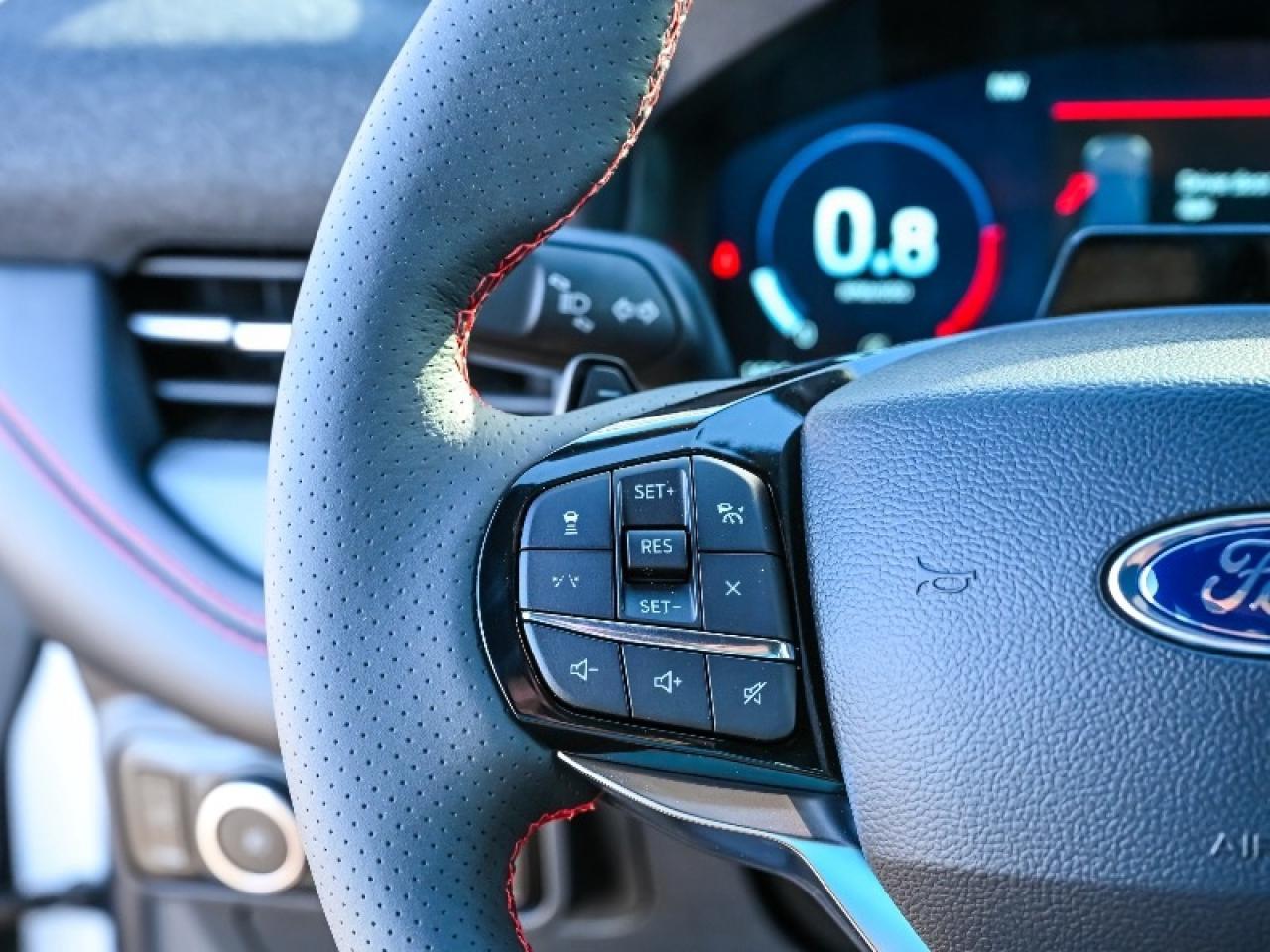 2025 Ford Explorer ST Photo