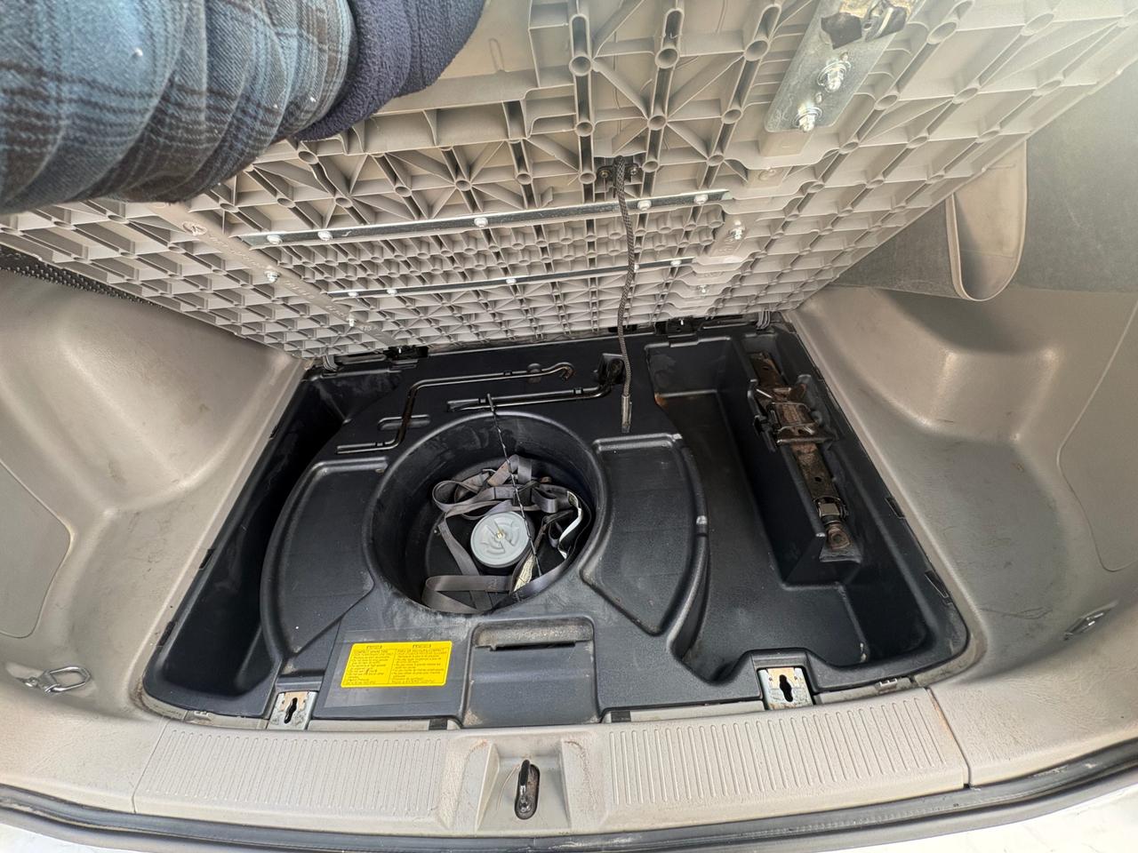 2004 Toyota Matrix XR – Safety Included and 1-Year Powertrain Warranty Photo