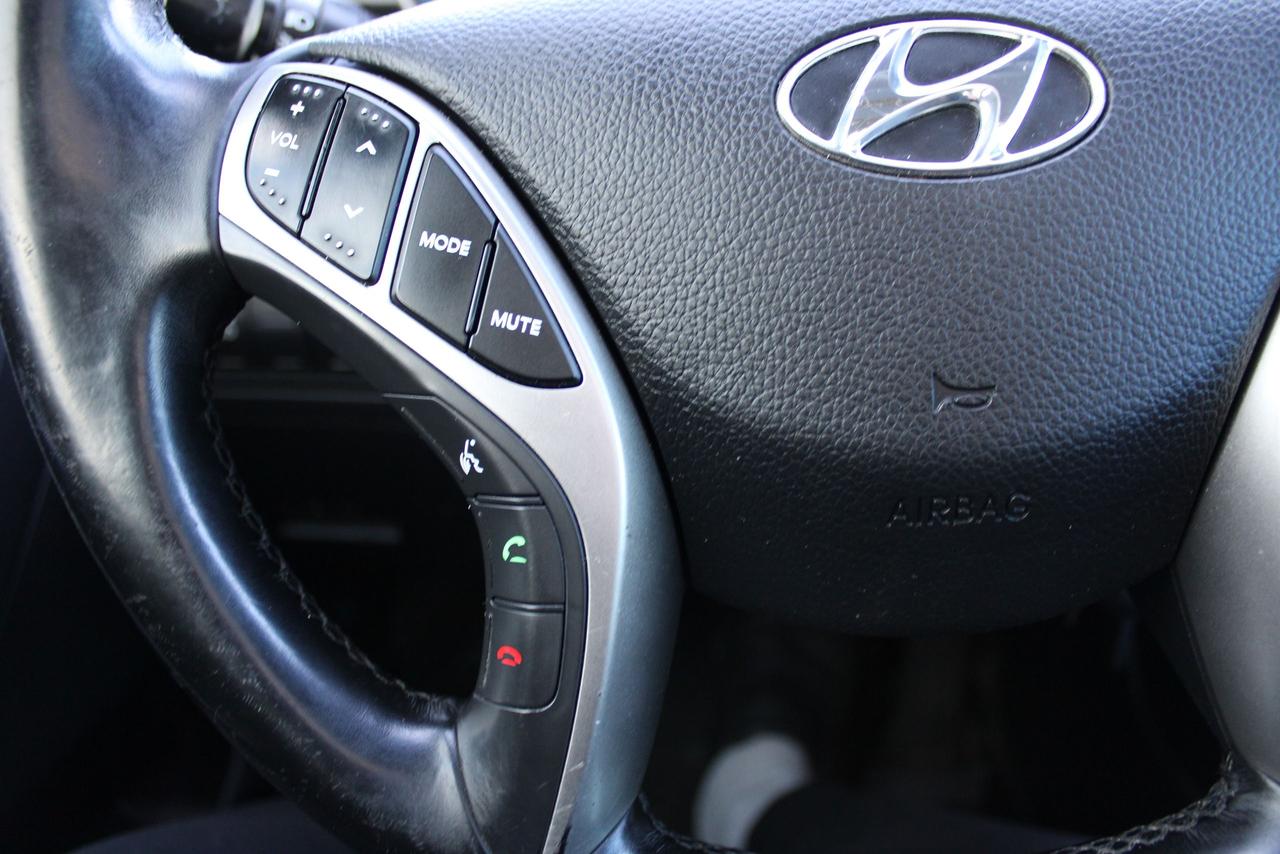 2013 Hyundai Elantra GT SE Photo