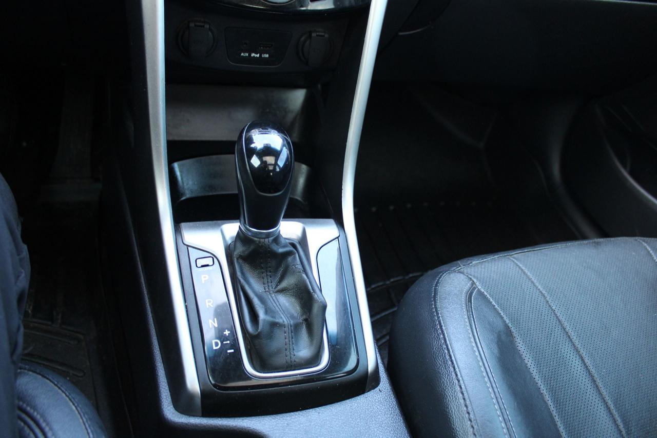 2013 Hyundai Elantra GT SE Photo