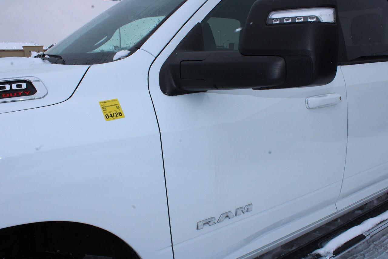 2023 RAM 3500 Big Horn Photo