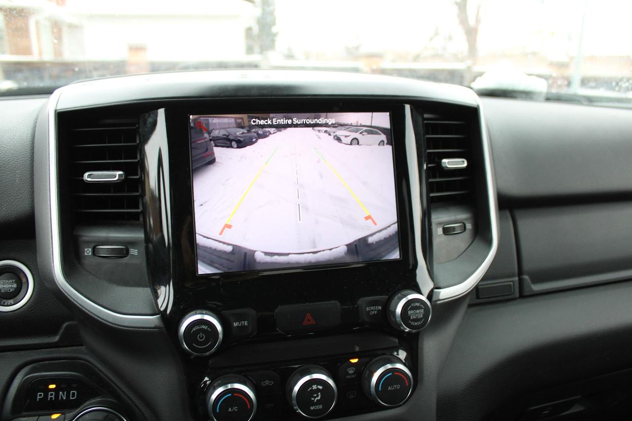 2023 RAM 3500 Big Horn Photo