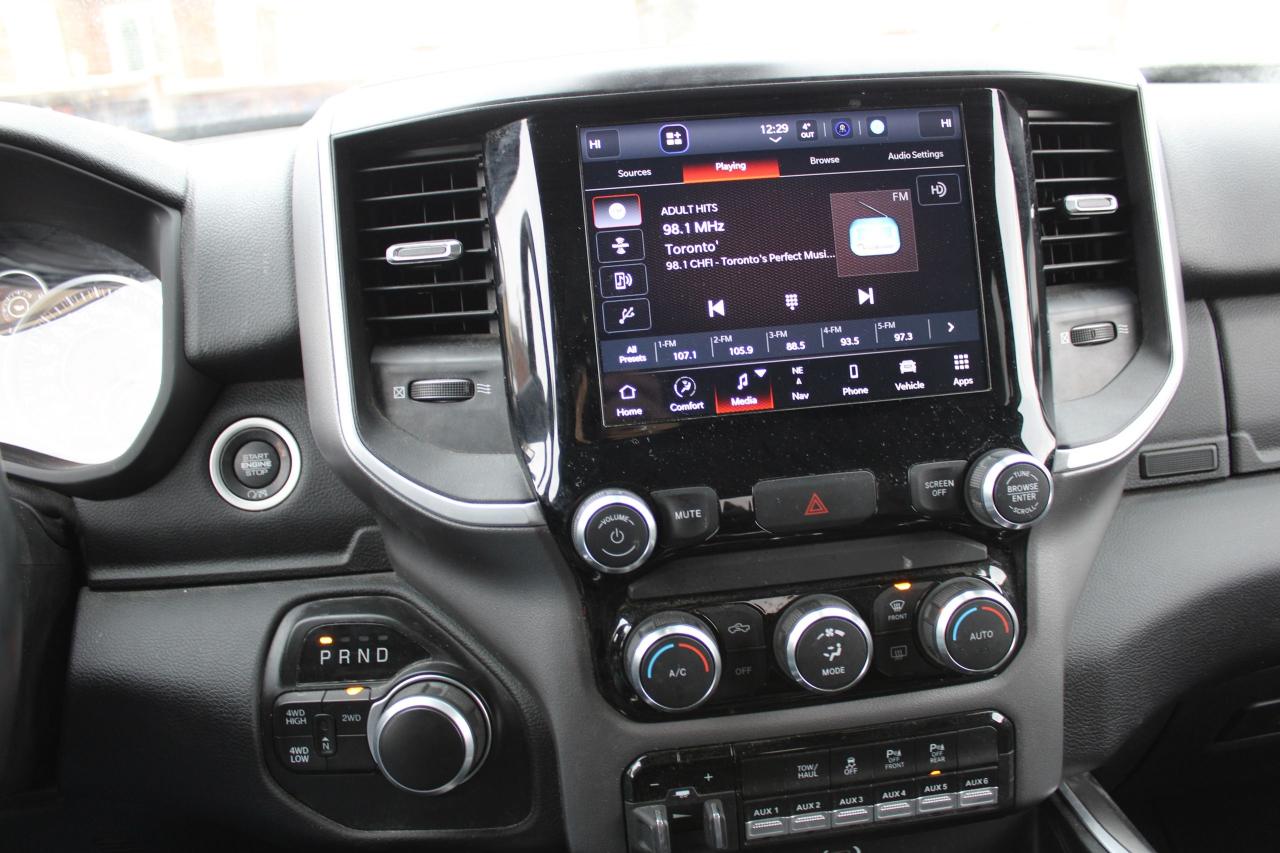 2023 RAM 3500 Big Horn Photo