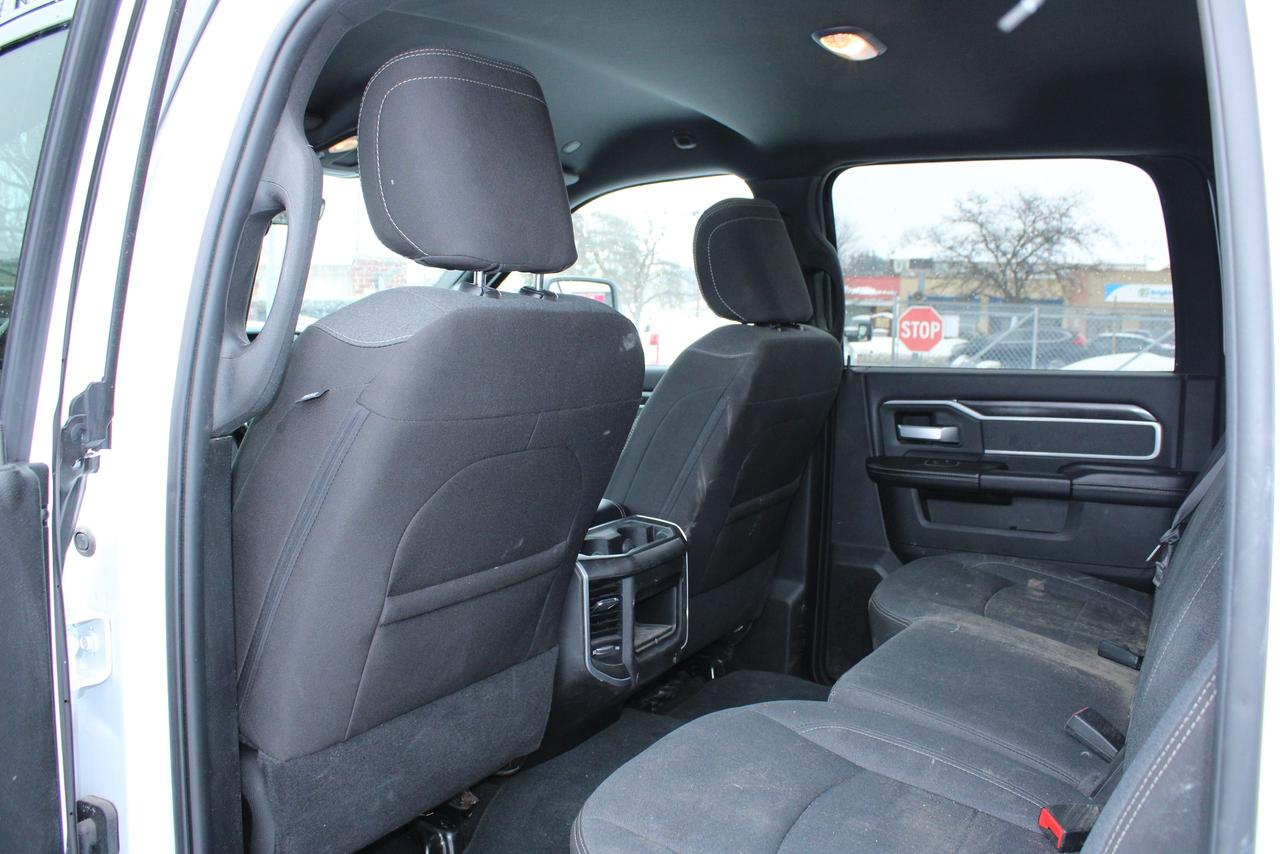 2023 RAM 3500 Big Horn Photo