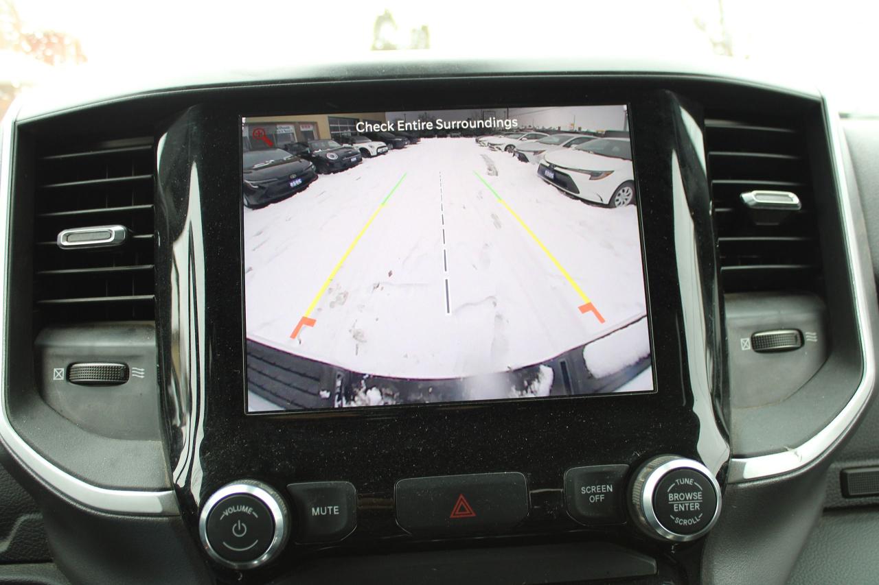 2023 RAM 3500 Big Horn Photo