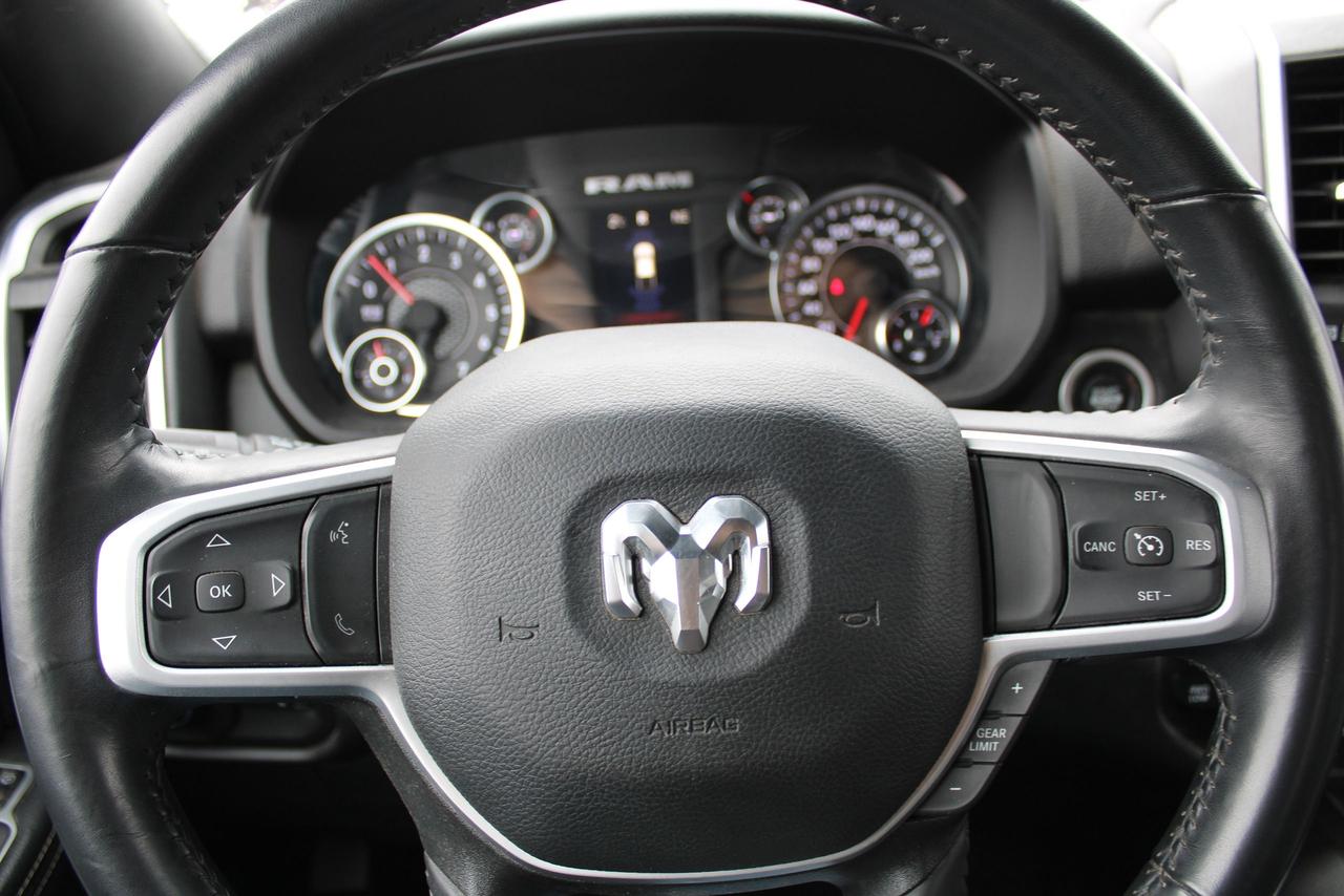 2023 RAM 3500 Big Horn Photo