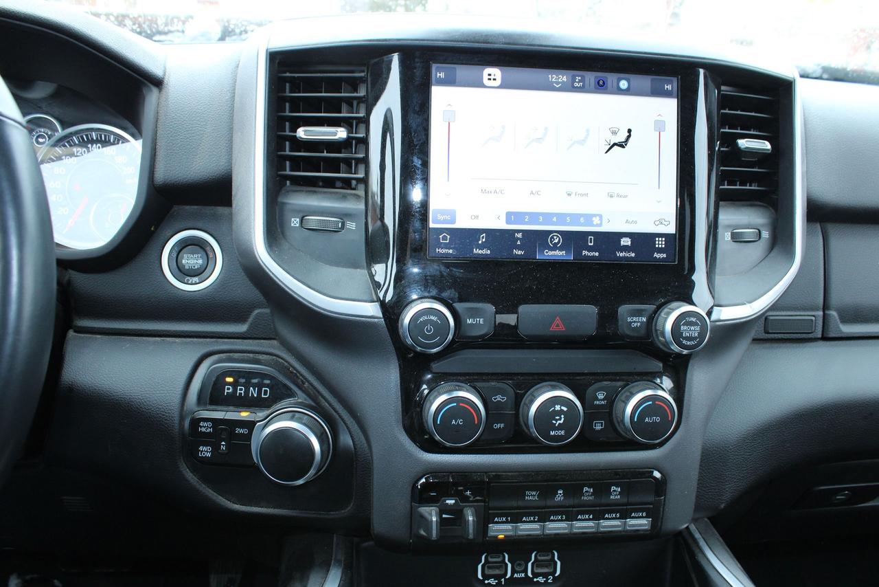 2023 RAM 3500 Big Horn Photo