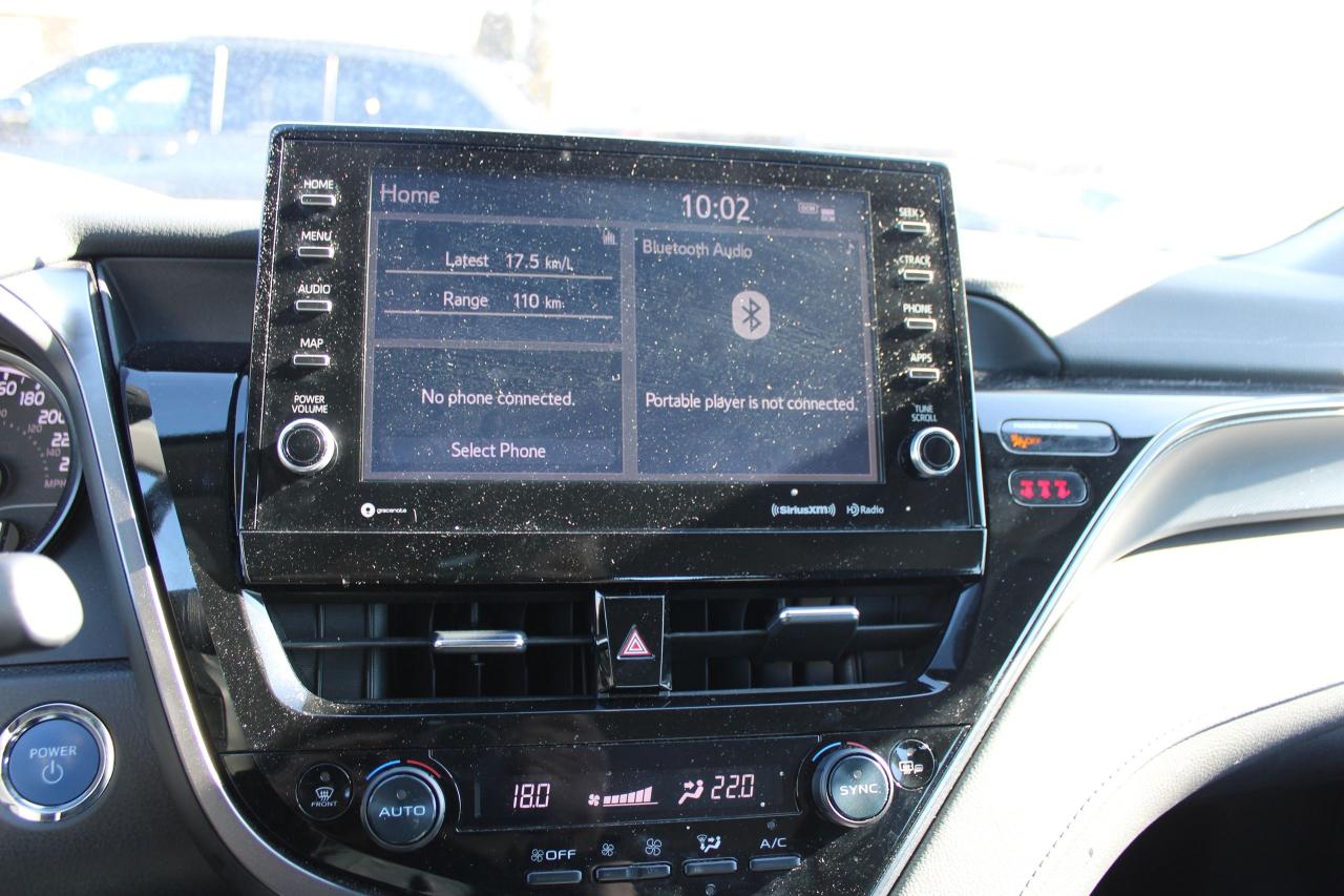 2024 Toyota Camry HYBRID SE Photo