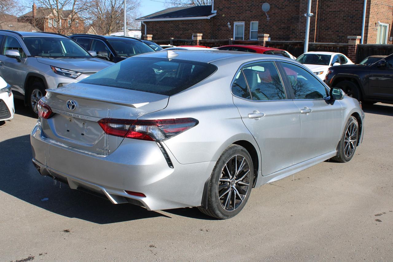 2024 Toyota Camry HYBRID SE Photo1