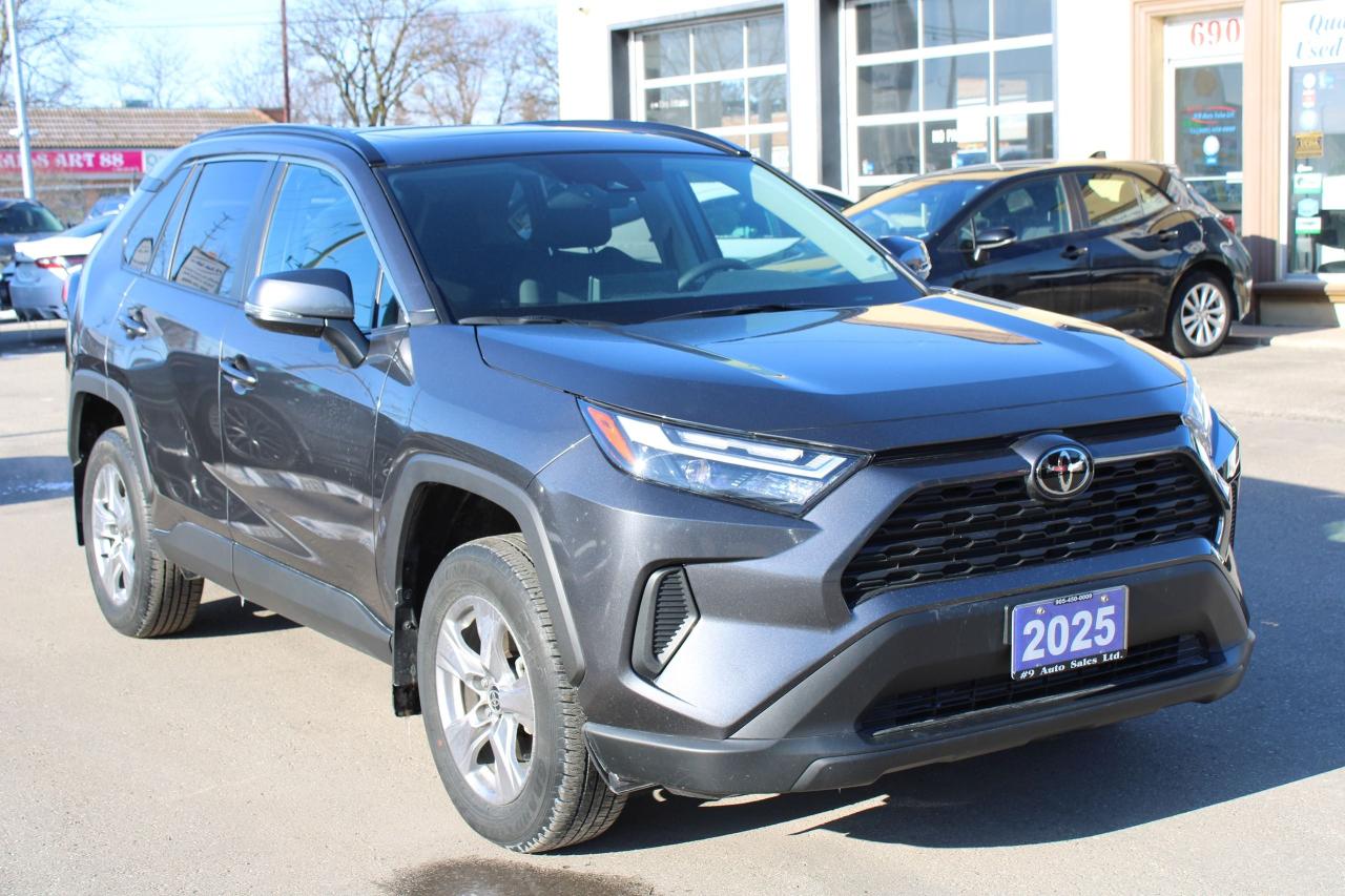 2025 Toyota RAV4 XLE Photo