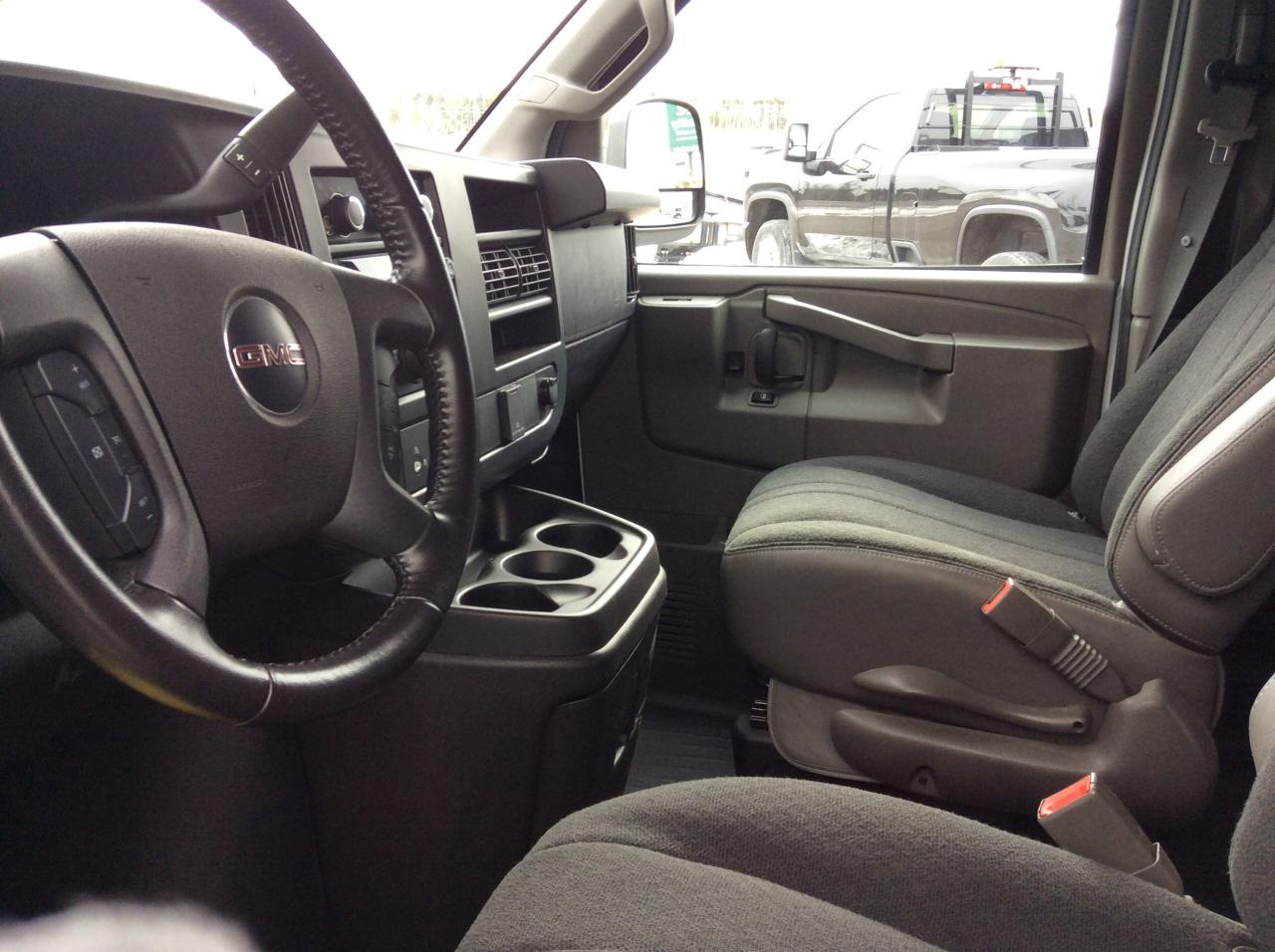 2023 GMC Savana Cargo Van Cargo Photo