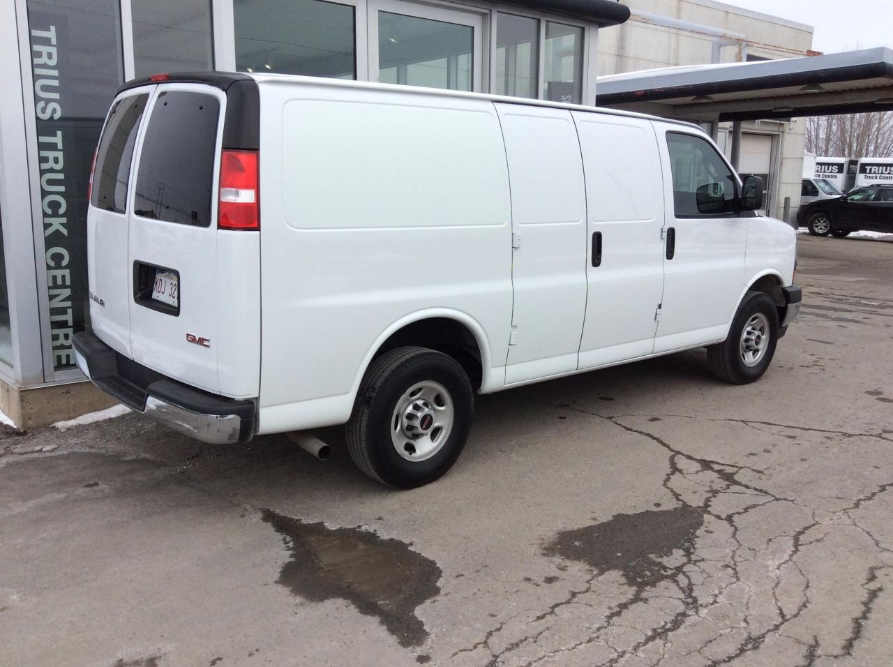 2023 GMC Savana Cargo Van Cargo Photo