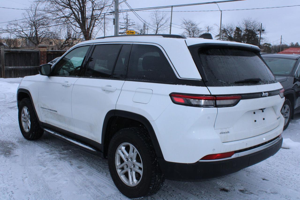 2023 Jeep Grand Cherokee Laredo Photo