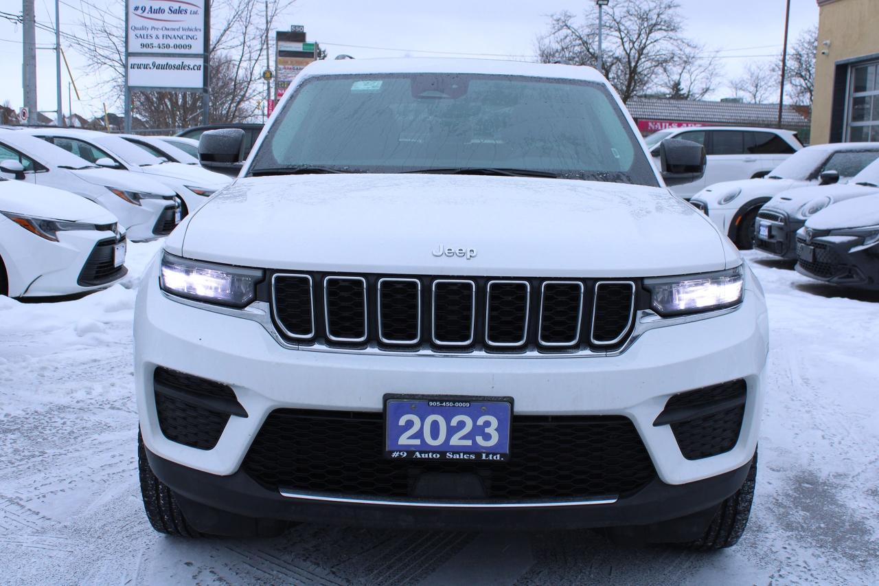 2023 Jeep Grand Cherokee Laredo Photo