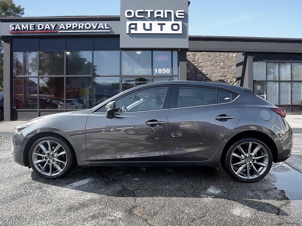 2018 Mazda MAZDA3 GT Photo