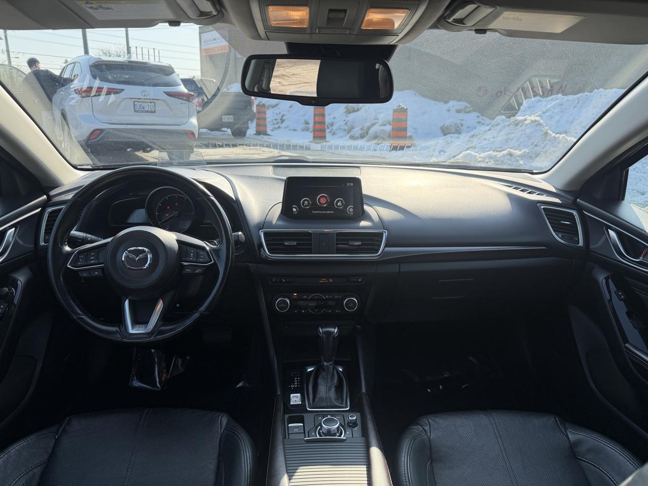 2018 Mazda MAZDA3 GT Photo