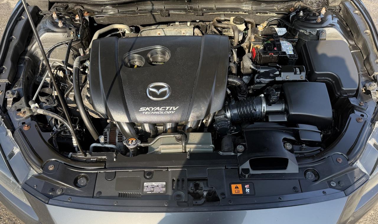2018 Mazda MAZDA3 GT Photo