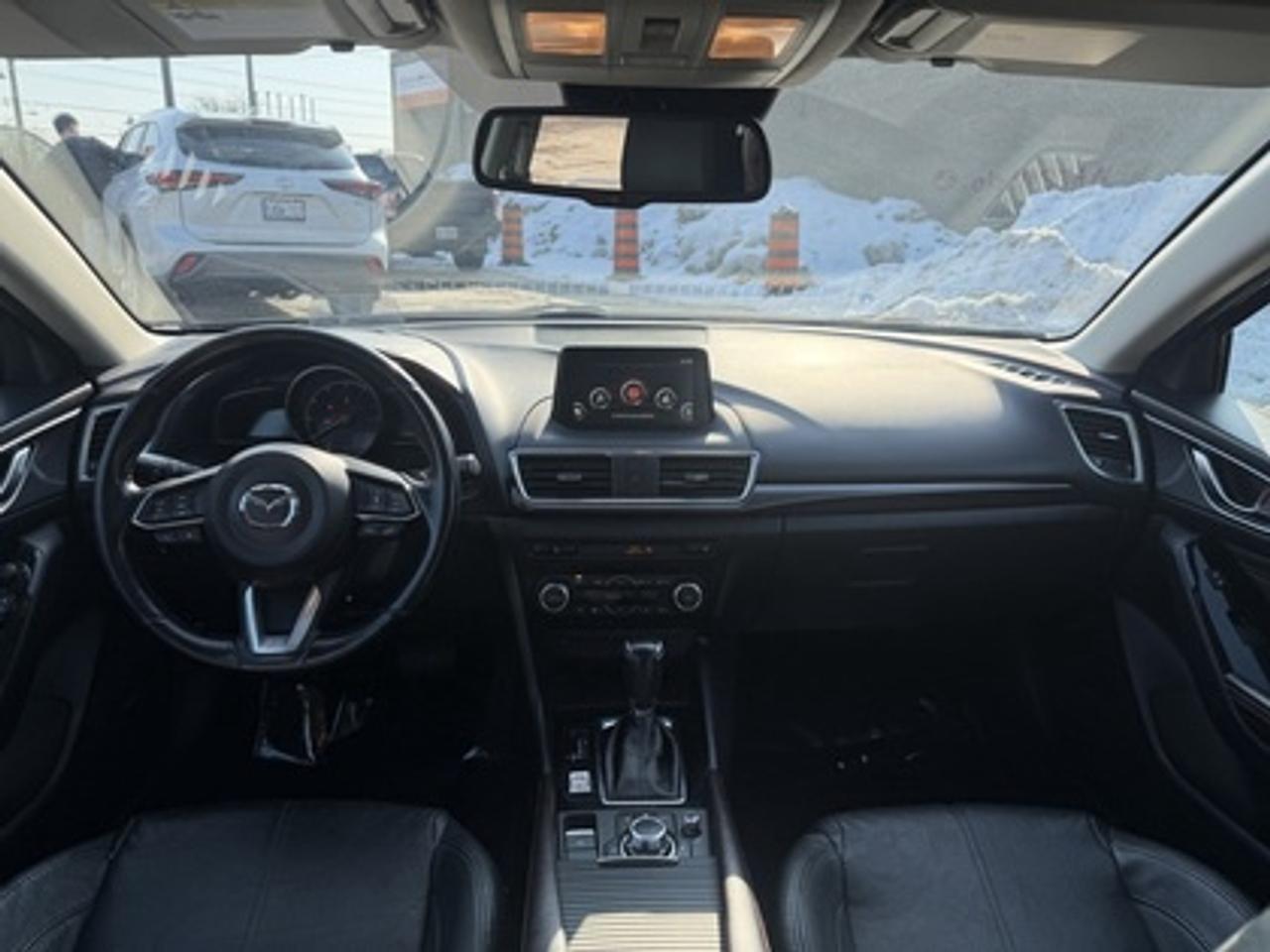 2018 Mazda MAZDA3 GT Photo