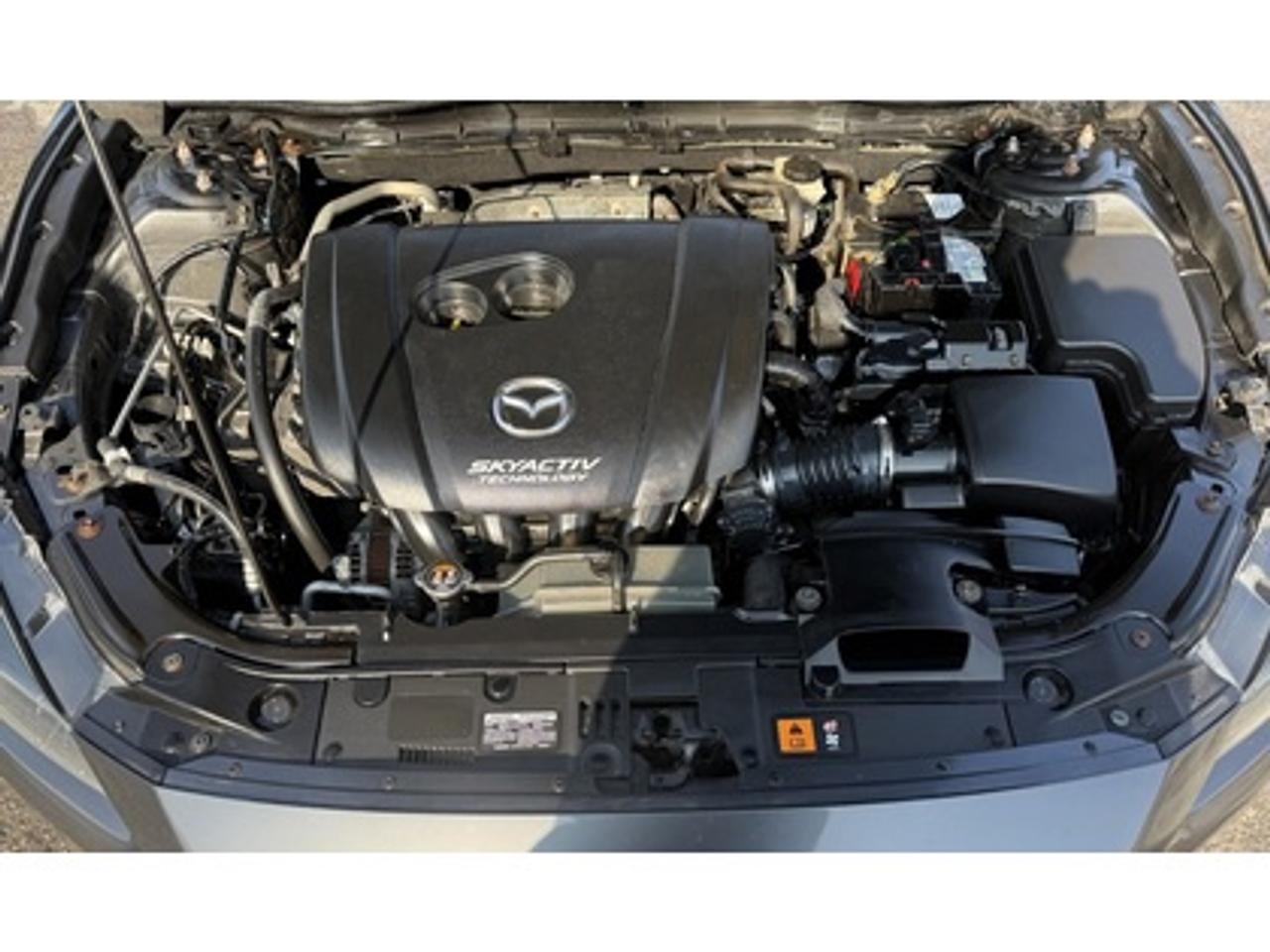 2018 Mazda MAZDA3 GT Photo