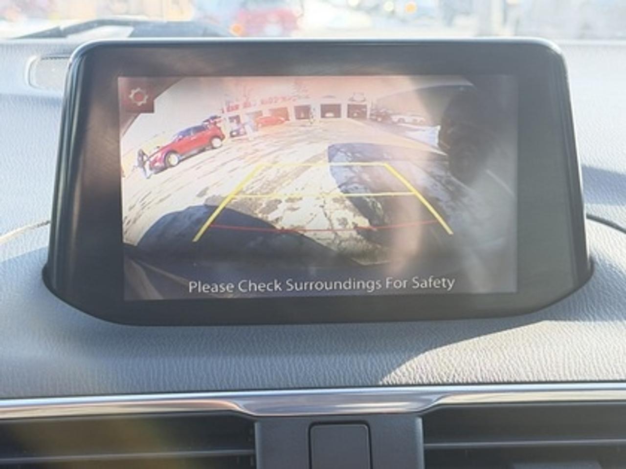 2018 Mazda MAZDA3 GT Photo