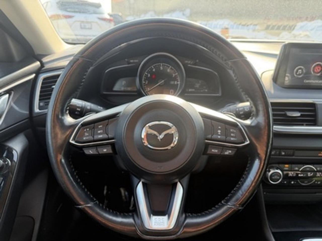 2018 Mazda MAZDA3 GT Photo