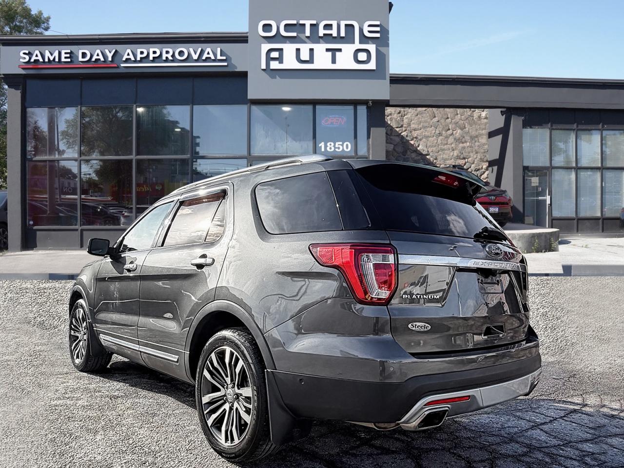 2017 Ford Explorer Platinum Awd Photo