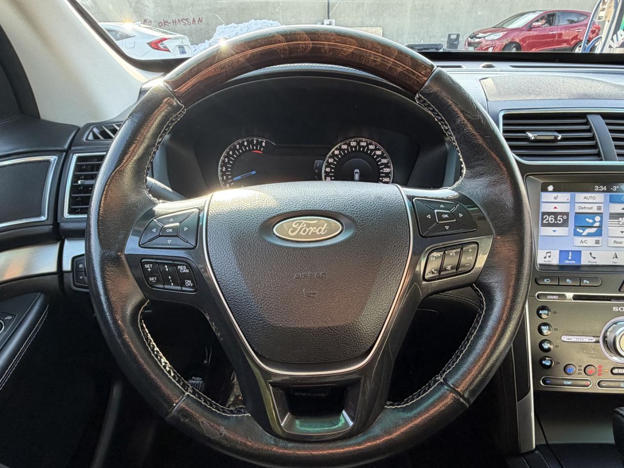 2017 Ford Explorer Platinum Awd Photo