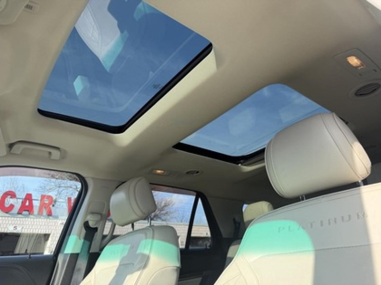 2017 Ford Explorer Platinum Awd Photo